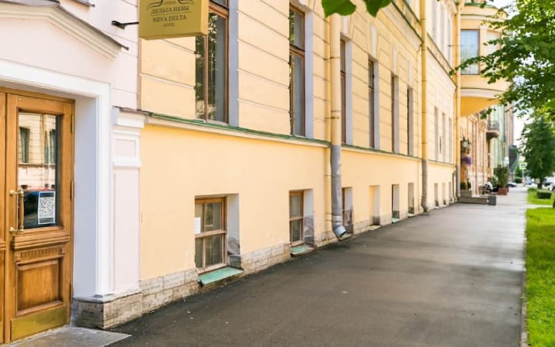 Delta Neva Hotel