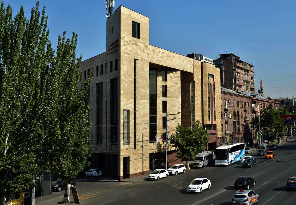 Ani Central Inn