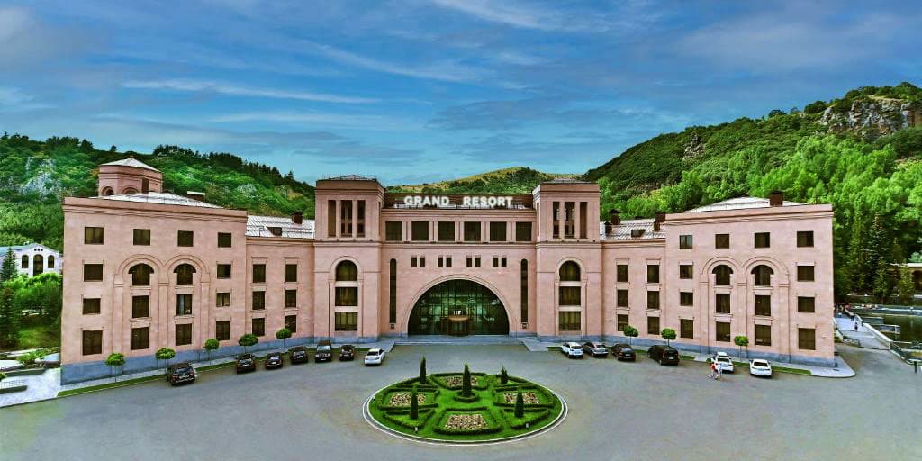 Grand Resort